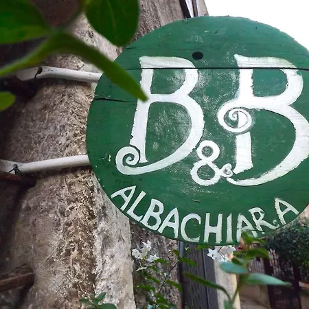 Albachiara فندق مبيت وإفطار غاردوني ريفييرا